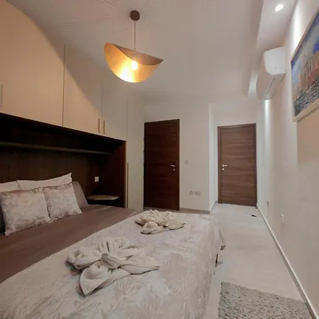 Spacious And Modern With Balcony In - Close To Manoel Island